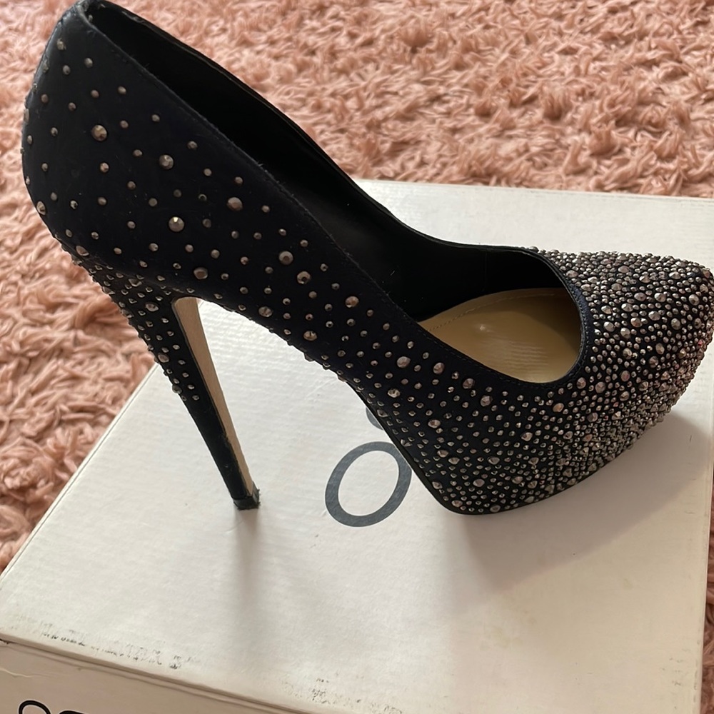 Aldo studded pumps!